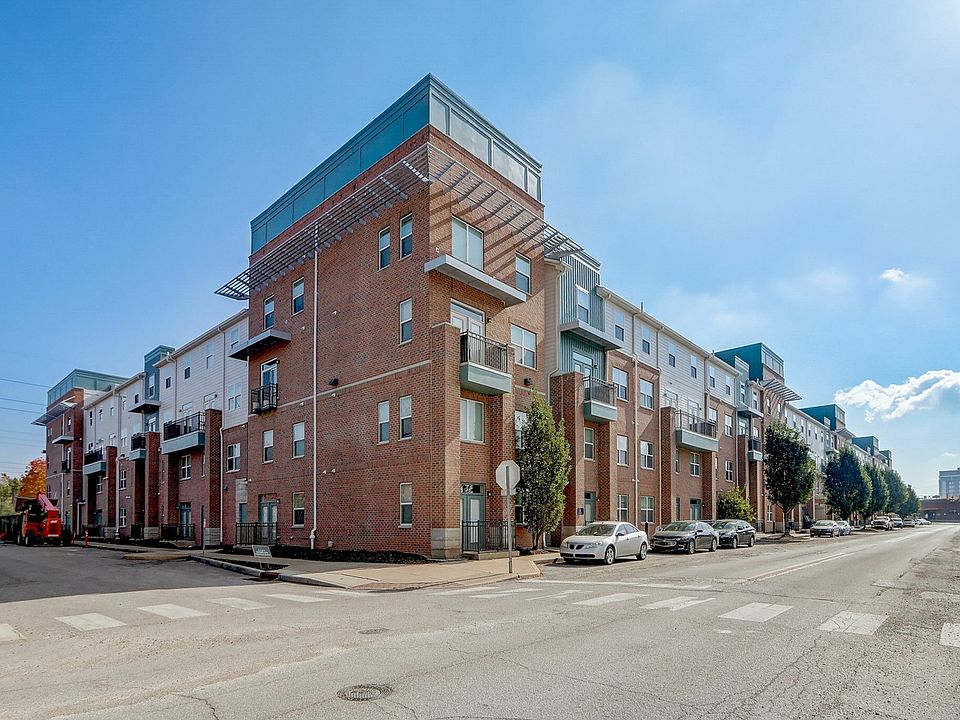 Live in Style at Ralston Apartments in Downtown Indianapolis