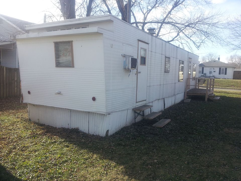 2nd image of 78 Princess Ln