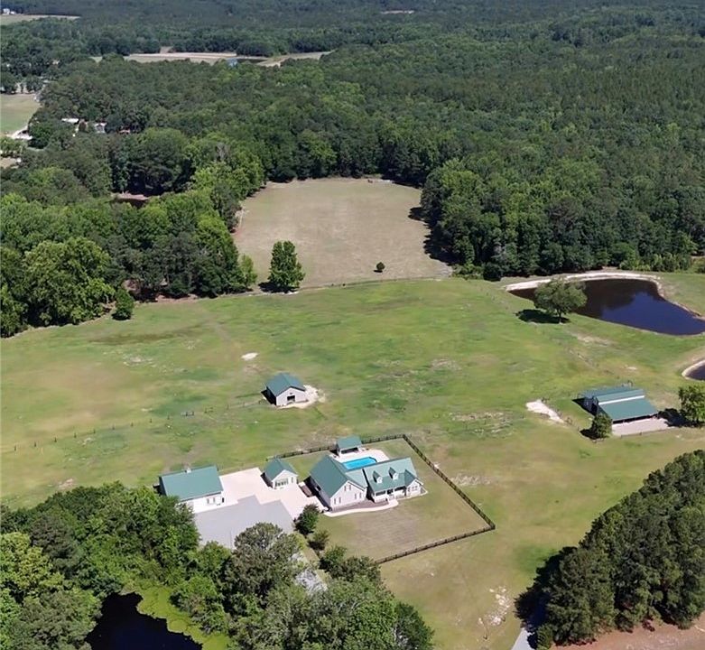 1st image of 4240 Nicholson Rd