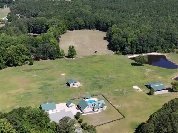4240 Nicholson Rd, Cameron, NC 28326