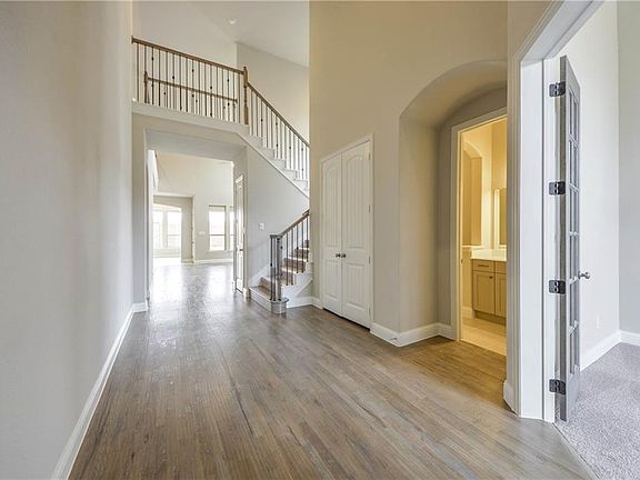 4th image of 5716 Adair Ln