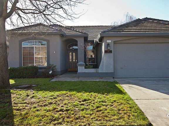 4 Redroom - 3 Bath - 2114 SqFt