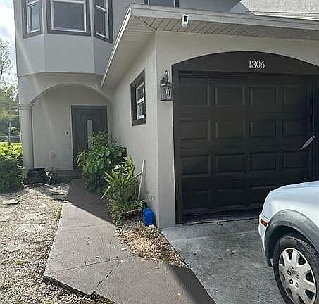 2nd image of 1310 SW 44th Ter #1306