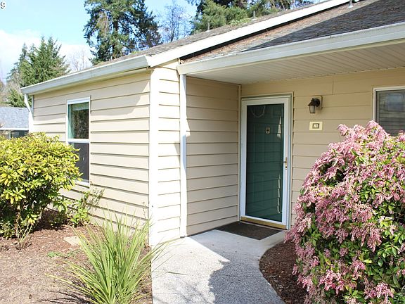 4th image of 13216 NE Salmon Creek Ave Unit H1