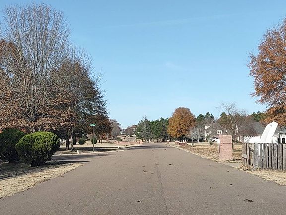 4th image of 830 Cold Creek Dr