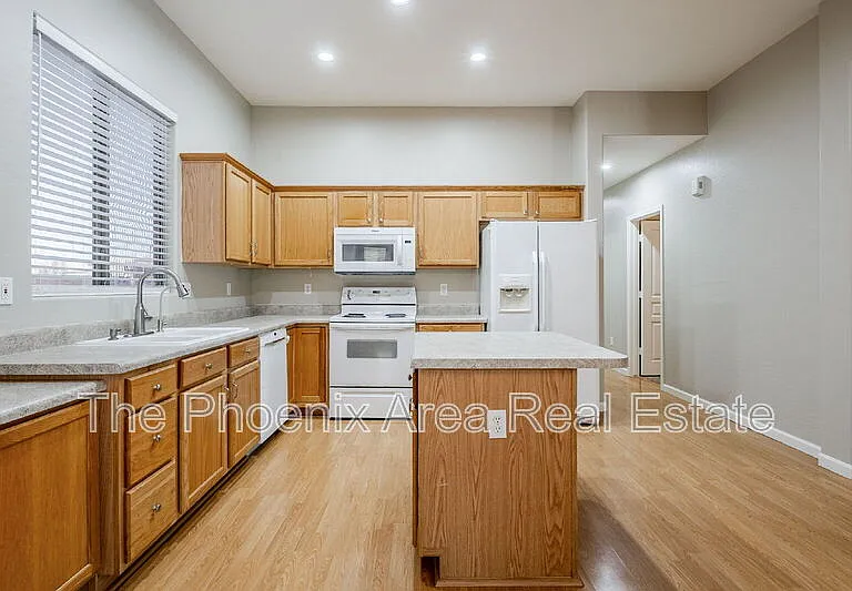 3355 E Los Altos Rd — Photo 21