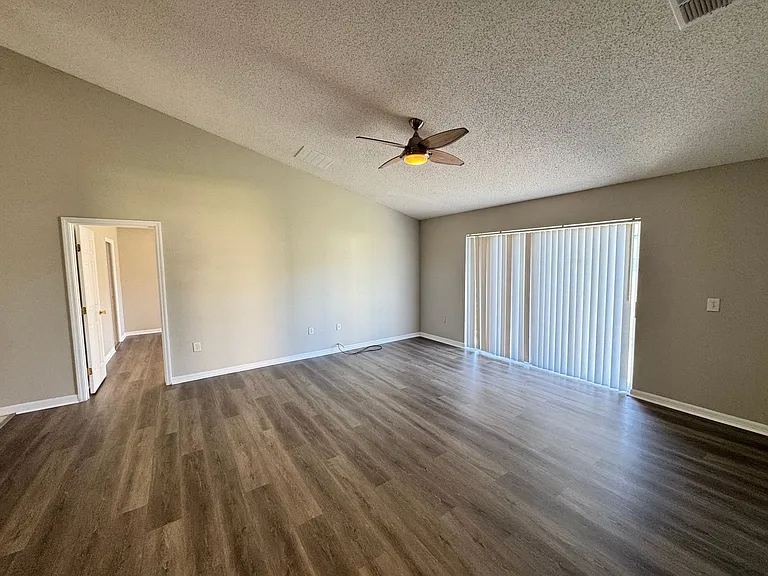 639 Bittern Ct — Photo 24