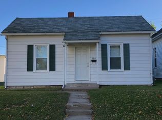 808 S 10th St, Burlington, IA 52601