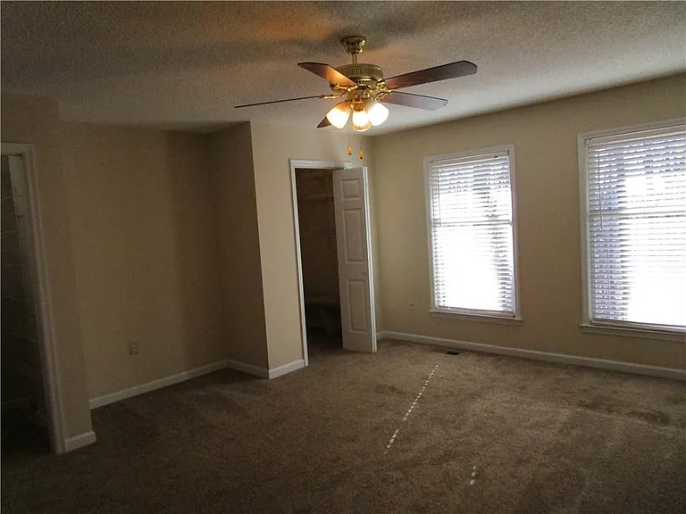 2429 Thompson Mill Rd — Photo 19