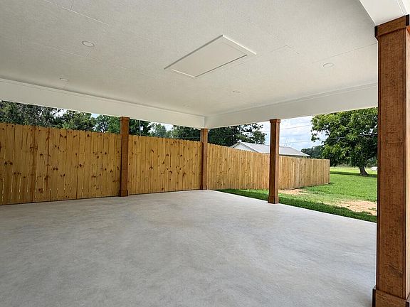 5th image of 60006 Academy St