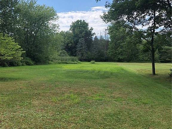 3rd image of 229 Rosegarden Dr NE