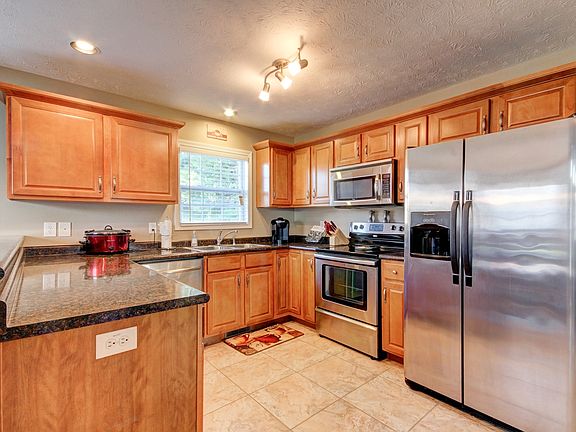 5th image of 3550 Persinger Ln