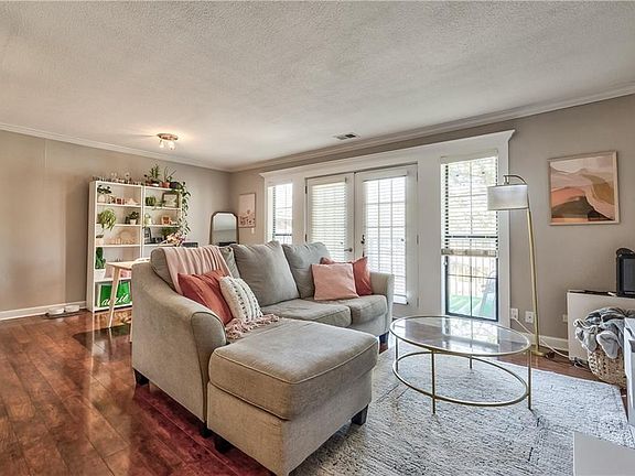2nd image of 4727 Jarboe St APT 76