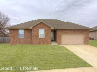 1654 N Pigeon Rd, Nixa, MO 65714