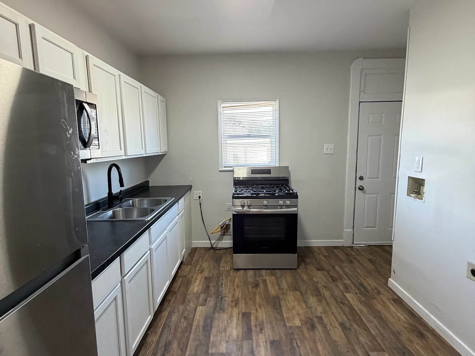 2 bed, 1136 sqft, $1,400 — Photo 4