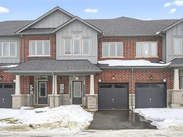 33 Admiral Rd, Welland, ON L3B 0H4