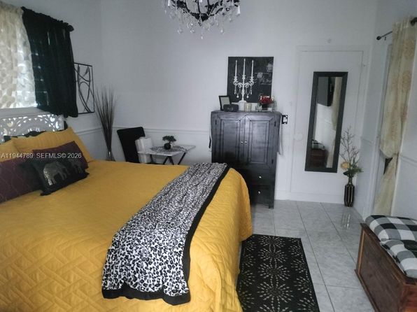 1130 NE 201st Ter #B