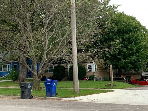 2nd image of 2079 Margaret St