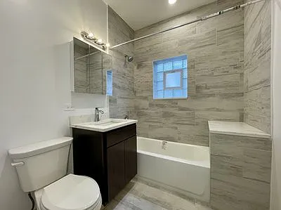 2145 N Keystone Ave #2 — Photo 11