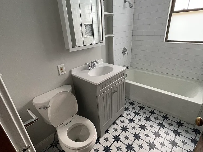 64 Adams St #64 — Photo 3
