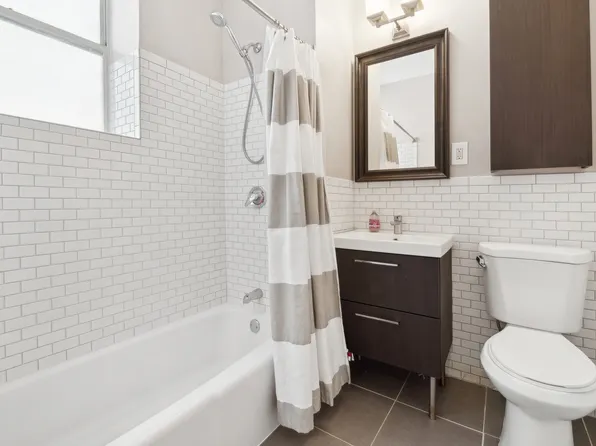 257 Central Park West image 4 of 6