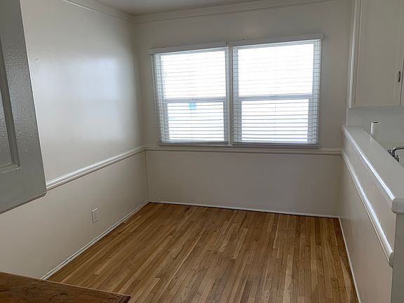 5th image of 2408 Penmar Ave
