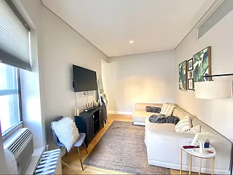 Rented by Nolita Group