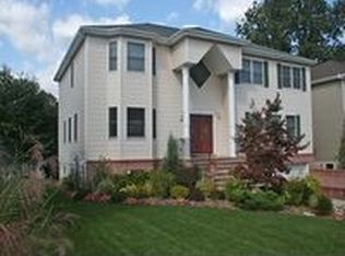 72 John Pl, Bergenfield, NJ 07621