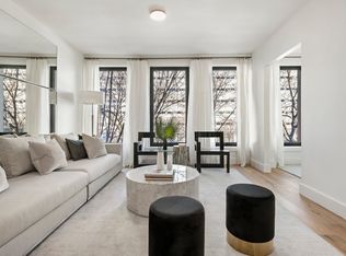 422 W 49th St #6A, New York, NY 10019