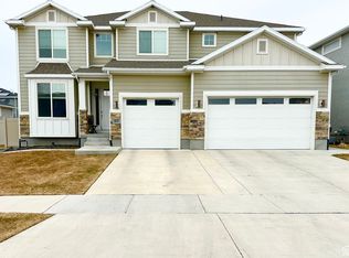 57 E Zen Rd, Vineyard, UT 84059