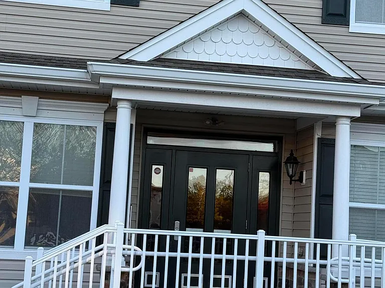 414 Sloan Ct — Photo 14