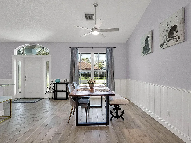 1176 Staghorn St — Photo 7