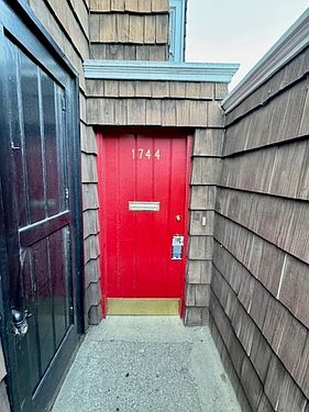 4th image of 1744 Green St
