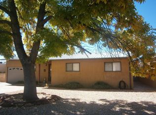 1020 Practilliano Dr, Santa Fe, NM 87505