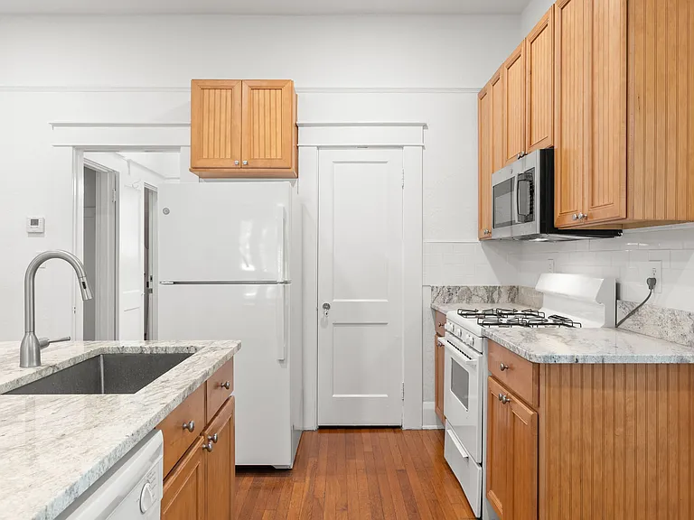601 S Newport Ave #1 — Photo 7