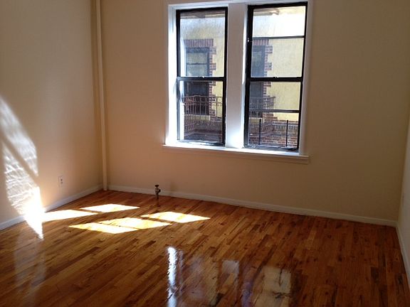 5th image of 3715 81st St APT 2B