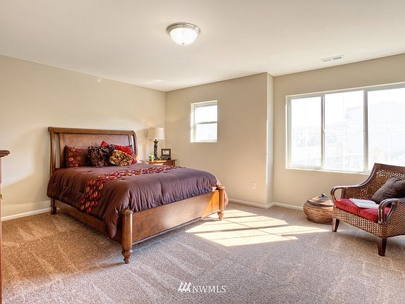 5th image of 2933 82nd Avenue Ct E #48