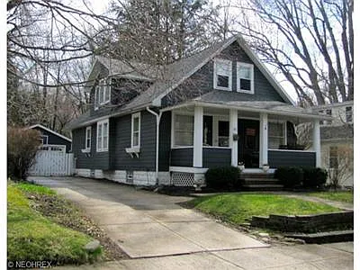 85 Olive St photo 1