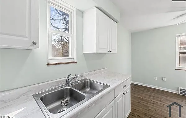 21000 Priday Ave — Photo 12