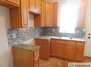 3243 N Bambrey St, Philadelphia, PA 19129