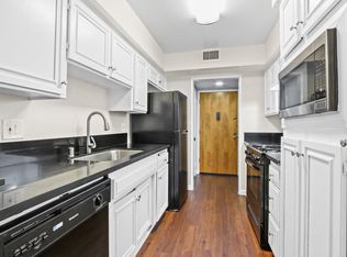14311-14319 Dickens St #E209, Sherman Oaks, CA 91423