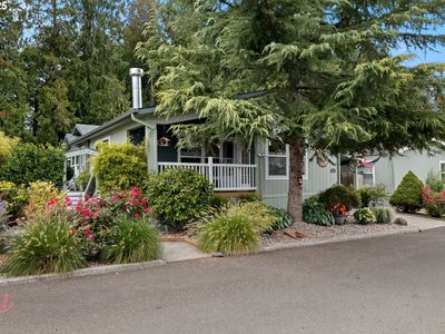 17747 S Greenfield Dr, Oregon City, OR, 97045