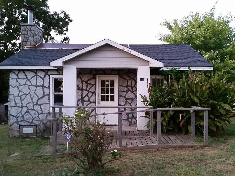 1st image of 918 Highland Ave