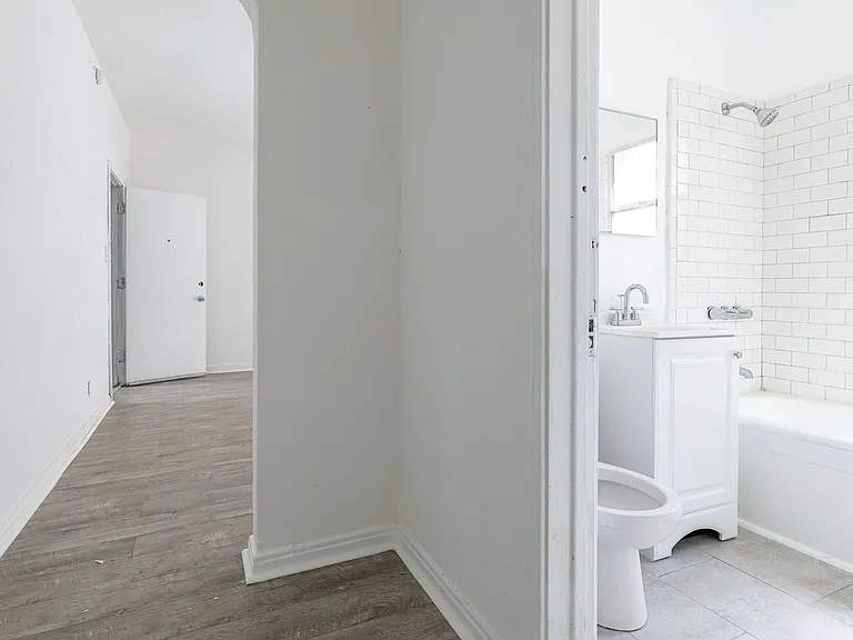 3048 W 12th Street — Photo 39