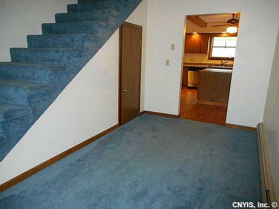 3rd image of 1030 Marion Dr