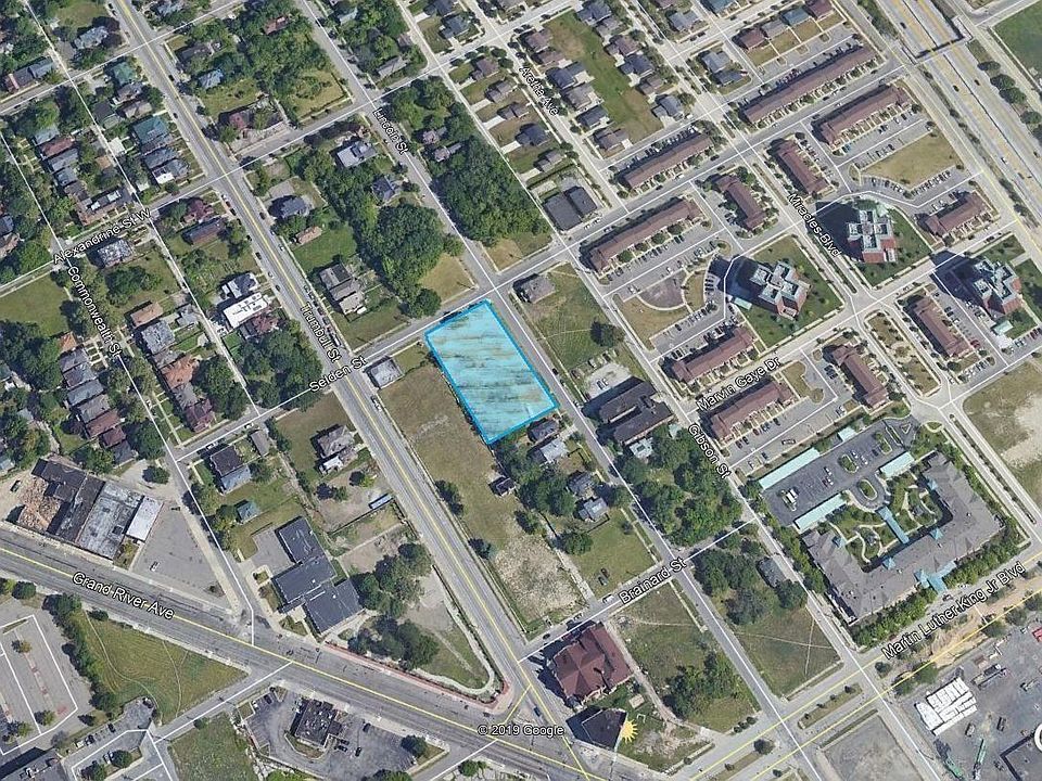 1st image of 3713 Lincoln St