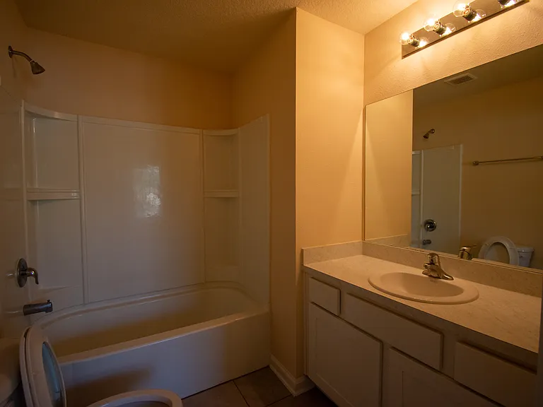 882 Rotary Rd — Photo 21