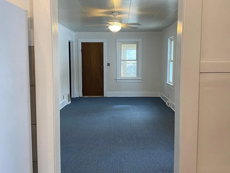 14189 Day Rd — Photo 8