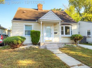 34270 Richard St, Wayne, MI 48184