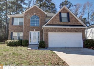 5743 Star Flower Dr, Ellenwood, GA 30294